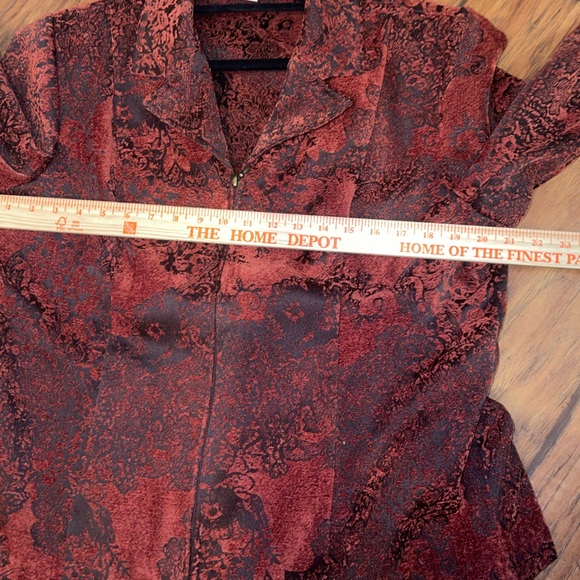 Christopher & Banks Red and Black Textured zip up jacket woman’s Large - Picture 7 of 7